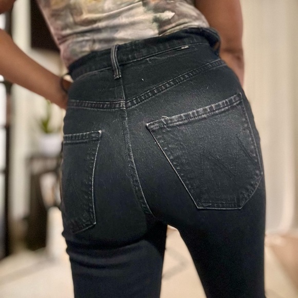MOTHER Denim - MOTHER Black High-Rise Jeans The dazzler Shift minimalist Gap style mom Jean
